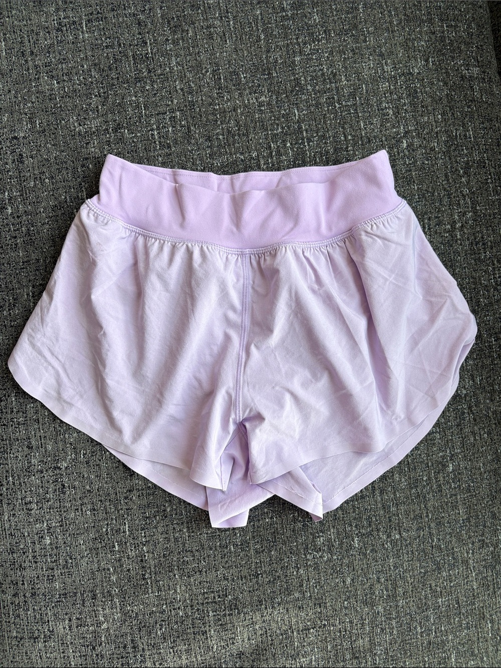 CRZ Yoga Feathery-Fit Soft High Rise Dolphin Lined Shorts 3'' in Lilac Size S